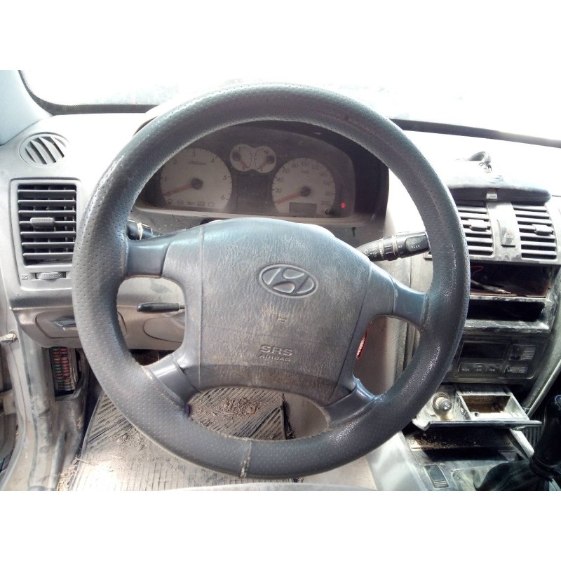 Recambio de volante para hyundai terracan (hp) 2.9 crdi gl referencia OEM IAM   