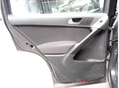 GUARNECIDO PUERTA TRASERA IZQUIERDA 