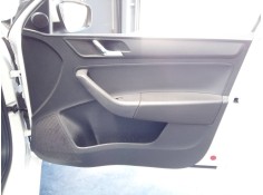 GUARNECIDO PUERTA DELANTERA DERECHA 