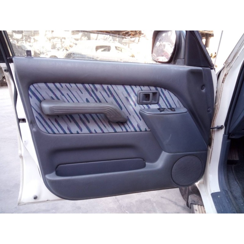 Recambio de guarnecido puerta delantera izquierda para toyota land cruiser (j9) td gx (3-ptas.) referencia OEM IAM   