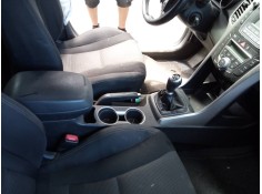 Recambio de consola central para hyundai i30 (gd) trend referencia OEM IAM   