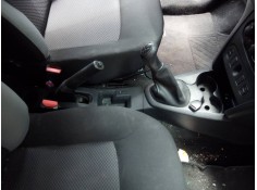 Recambio de consola central para dacia sandero stepway referencia OEM IAM   