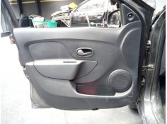 Recambio de guarnecido puerta delantera izquierda para dacia sandero stepway referencia OEM IAM   