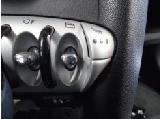 MANDO ELEVALUNAS DELANTERO DERECHO 