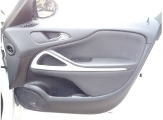 GUARNECIDO PUERTA DELANTERA DERECHA 