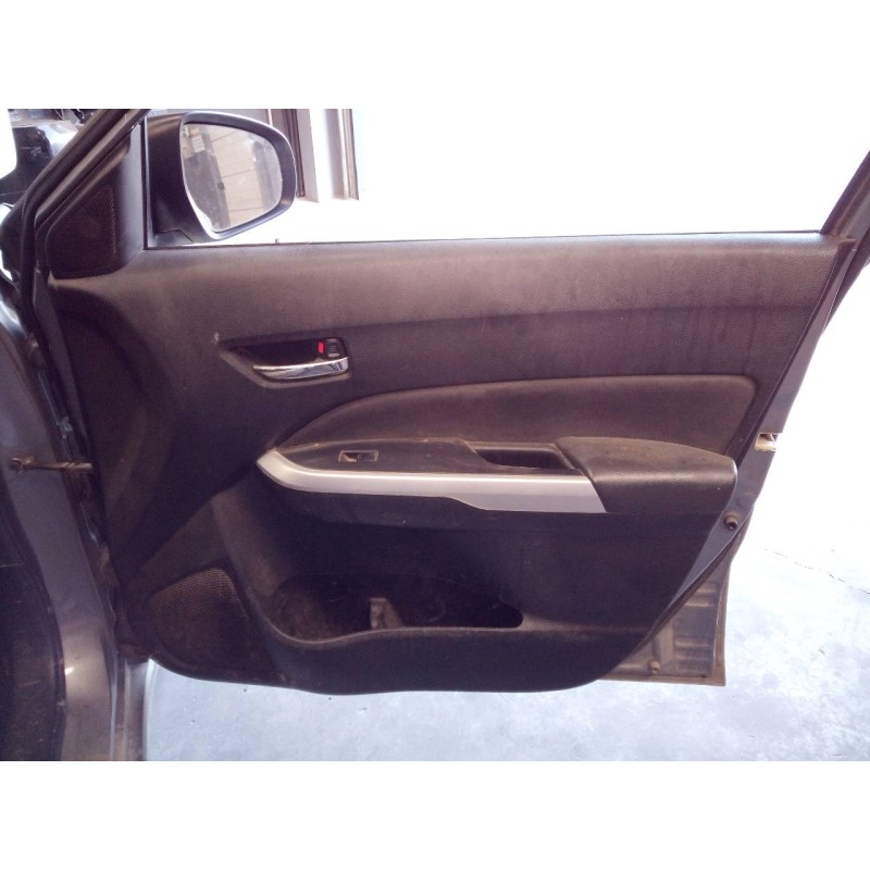 Recambio de guarnecido puerta delantera derecha para suzuki vitara 1.6 ddis gle 4x4 referencia OEM IAM   