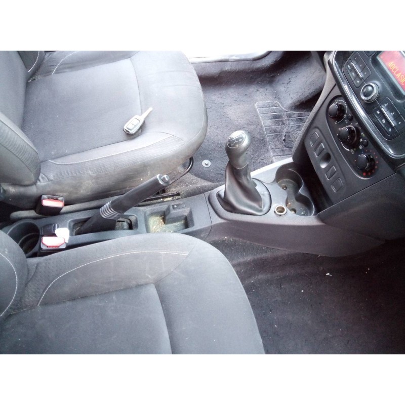 Recambio de consola central para dacia logan mcv ii prestige referencia OEM IAM   