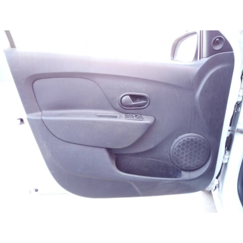 Recambio de guarnecido puerta delantera izquierda para dacia logan mcv ii prestige referencia OEM IAM   