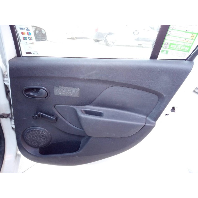 Recambio de guarnecido puerta trasera derecha para dacia logan mcv ii prestige referencia OEM IAM   