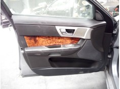 GUARNECIDO PUERTA DELANTERA IZQUIERDA 