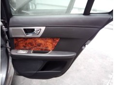 GUARNECIDO PUERTA TRASERA DERECHA 