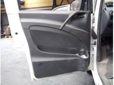 GUARNECIDO PUERTA DELANTERA IZQUIERDA 