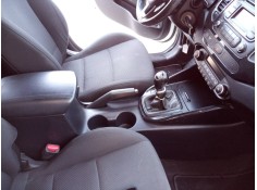 Recambio de consola central para kia carens ( ) drive referencia OEM IAM   