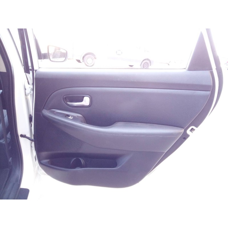 Recambio de guarnecido puerta trasera derecha para kia carens ( ) drive referencia OEM IAM   