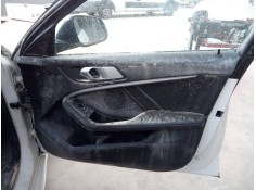GUARNECIDO PUERTA DELANTERA DERECHA 