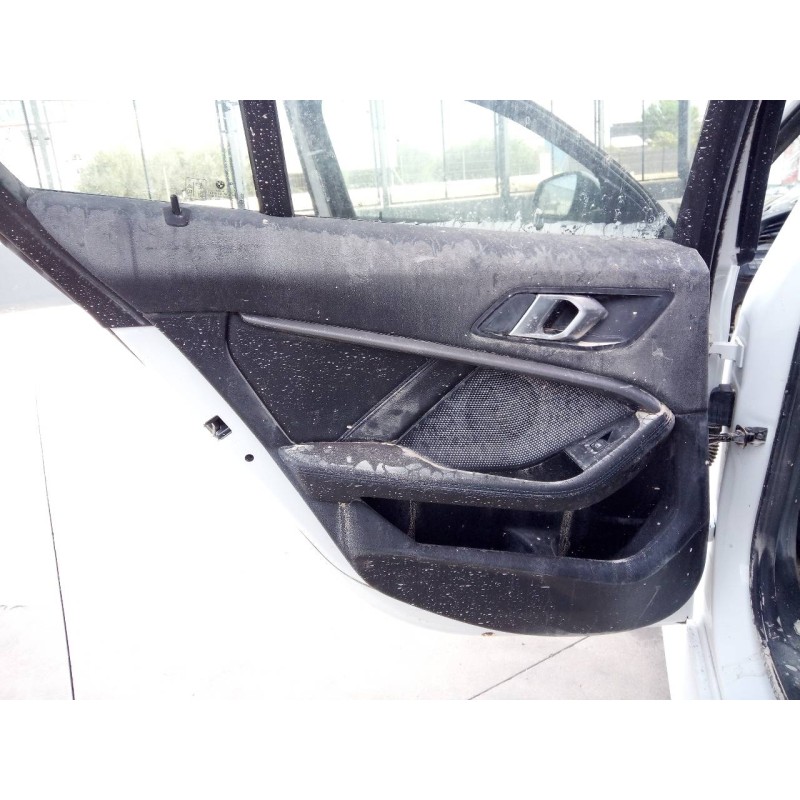 Recambio de guarnecido puerta trasera izquierda para bmw serie 1 lim. (f40) 118d referencia OEM IAM   