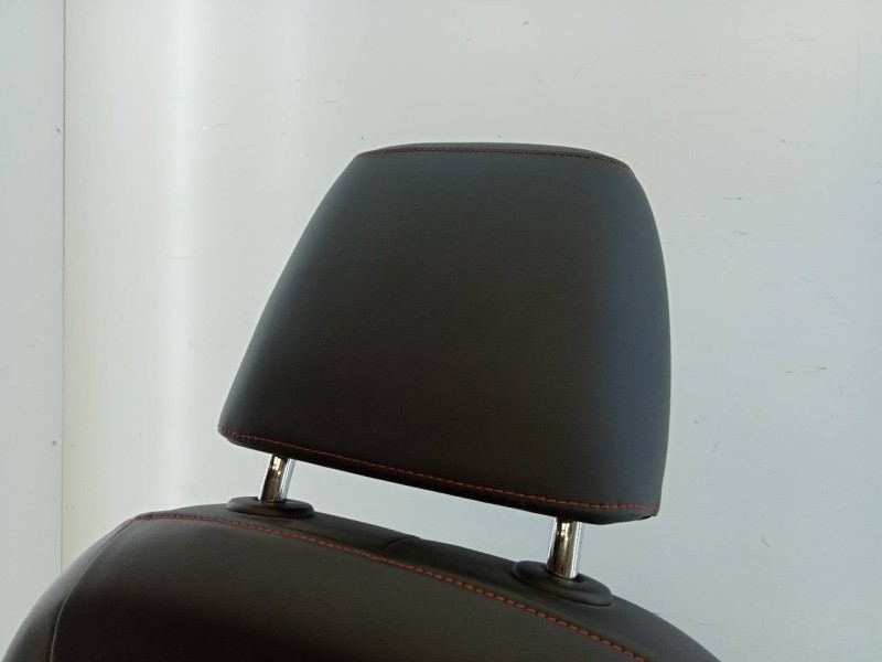 Recambio de asiento delantero derecho para seat ateca (kh7) fr go 4drive referencia OEM IAM   M1-B3-37