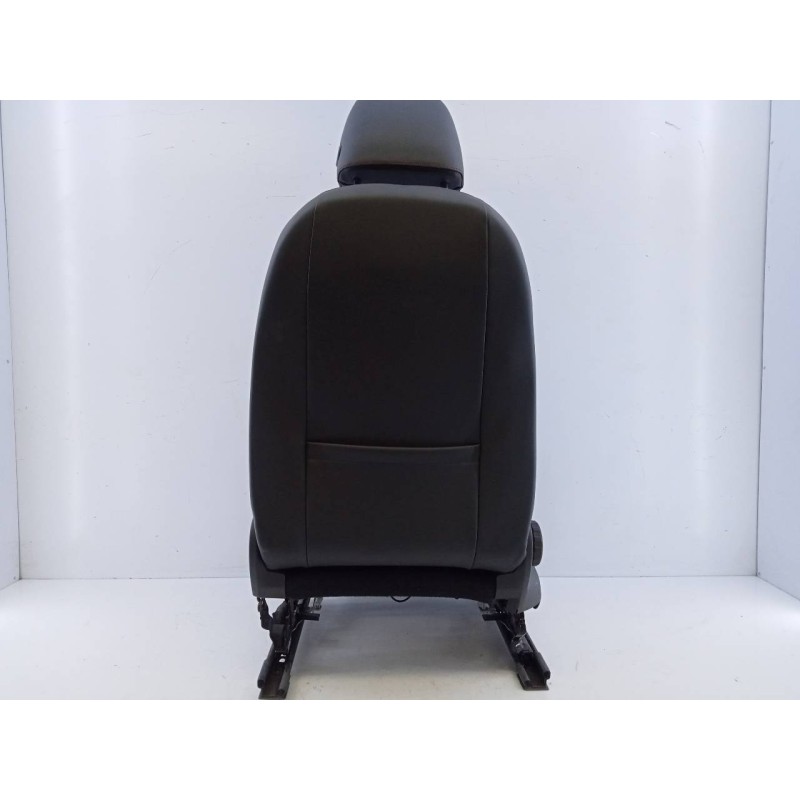 Recambio de asiento delantero derecho para seat ateca (kh7) fr go 4drive referencia OEM IAM   M1-B3-37