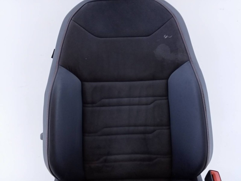 Recambio de asiento delantero derecho para seat ateca (kh7) fr go 4drive referencia OEM IAM   M1-B3-37