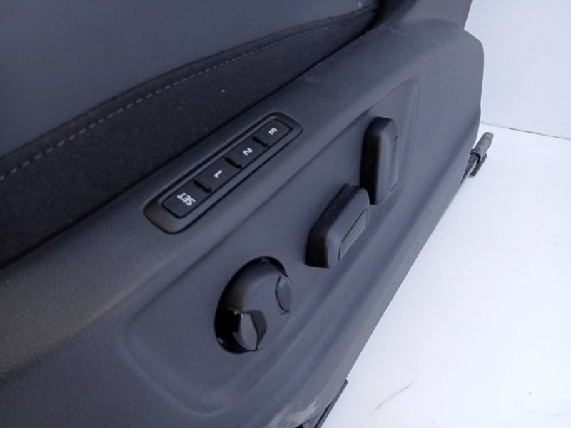 Recambio de asiento delantero izquierdo para seat ateca (kh7) fr go 4drive referencia OEM IAM   M1-B3-37