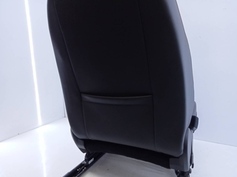 Recambio de asiento delantero izquierdo para seat ateca (kh7) fr go 4drive referencia OEM IAM   M1-B3-37