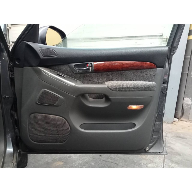 Recambio de guarnecido puerta delantera derecha para toyota land cruiser (j12) 3.0 d-4d gx referencia OEM IAM   