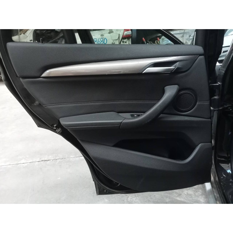 Recambio de guarnecido puerta trasera izquierda para bmw serie x1 (f48) sdrive18d referencia OEM IAM   