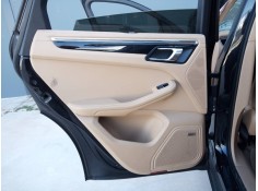 GUARNECIDO PUERTA TRASERA IZQUIERDA 