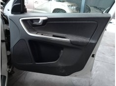 GUARNECIDO PUERTA DELANTERA DERECHA 