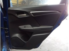 GUARNECIDO PUERTA TRASERA DERECHA 