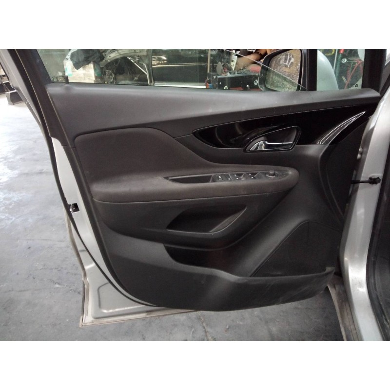 Recambio de guarnecido puerta delantera izquierda para opel mokka x excellence start/stop 4x4 referencia OEM IAM   