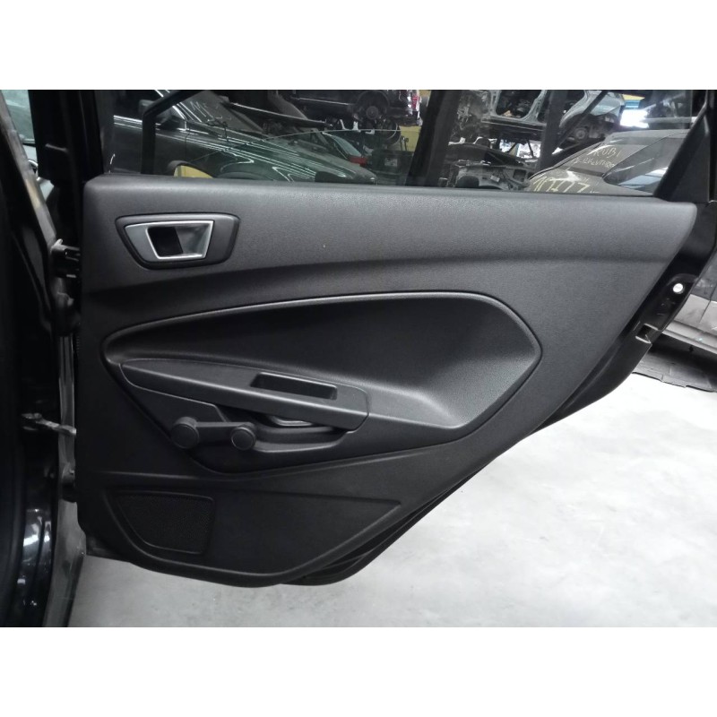 Recambio de guarnecido puerta trasera derecha para ford fiesta (ccn) trend referencia OEM IAM   