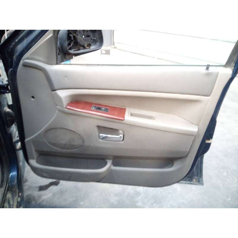 Recambio de guarnecido puerta delantera derecha para jeep gr. cherokee (wh) 3.0 crd limited referencia OEM IAM   