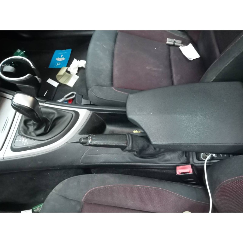 Recambio de consola central para bmw serie 1 berlina (e81/e87) 118i limited sport edition referencia OEM IAM   