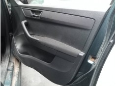 GUARNECIDO PUERTA DELANTERA DERECHA 