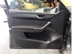 GUARNECIDO PUERTA DELANTERA IZQUIERDA 