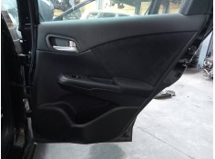 GUARNECIDO PUERTA TRASERA DERECHA 
