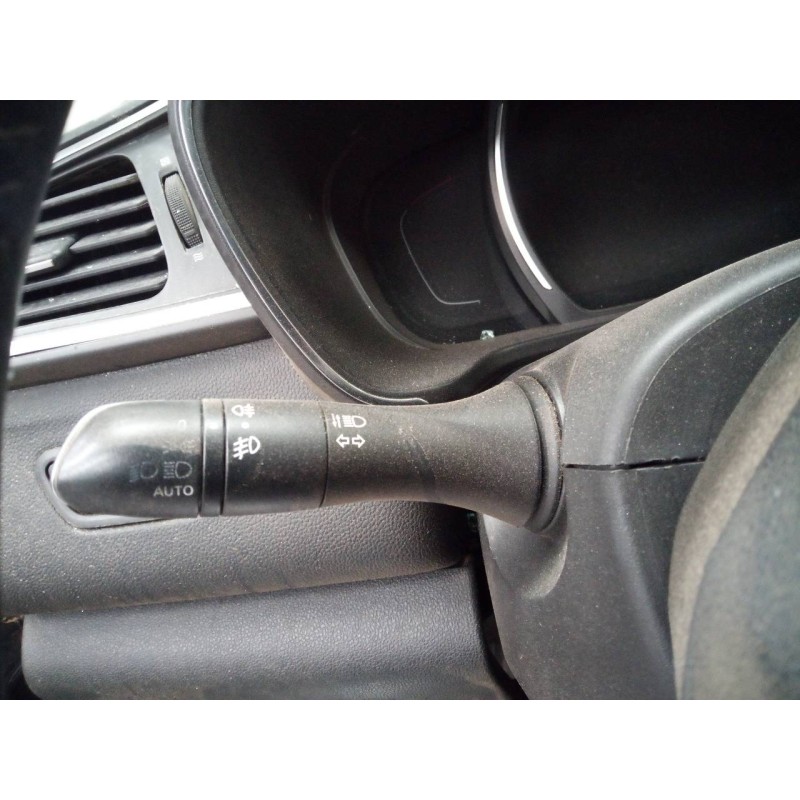 Recambio de mando intermitentes para renault kadjar bose edition referencia OEM IAM   
