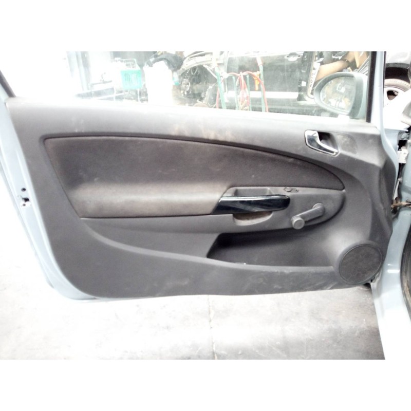 Recambio de guarnecido puerta delantera izquierda para opel corsa d cosmo referencia OEM IAM   