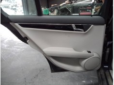 GUARNECIDO PUERTA TRASERA IZQUIERDA 