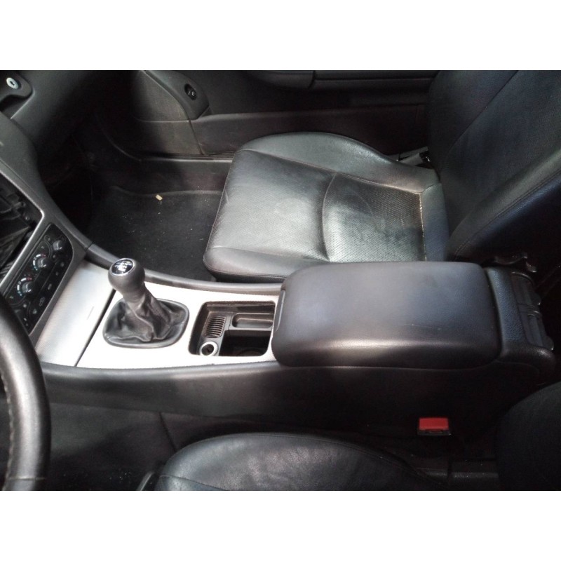 Recambio de consola central para mercedes clase c (w203) sportcoupe c 220 cdi (203.706) referencia OEM IAM   