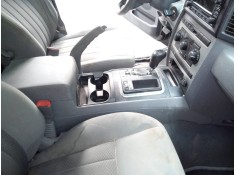 Recambio de consola central para jeep gr. cherokee (wh) 3.0 crd limited referencia OEM IAM   