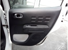 GUARNECIDO PUERTA TRASERA DERECHA 