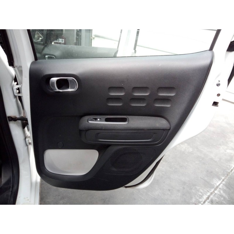 Recambio de guarnecido puerta trasera derecha para citroen c3 live referencia OEM IAM   