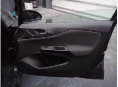GUARNECIDO PUERTA DELANTERA DERECHA 