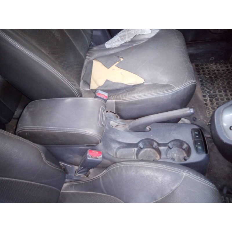 Recambio de consola central para hyundai tucson (jm) 2.0 crdi comfort referencia OEM IAM   