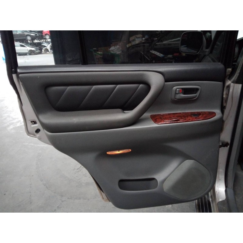 Recambio de guarnecido puerta trasera izquierda para toyota land cruiser (j10) td vx referencia OEM IAM   