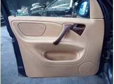 GUARNECIDO PUERTA DELANTERA IZQUIERDA 