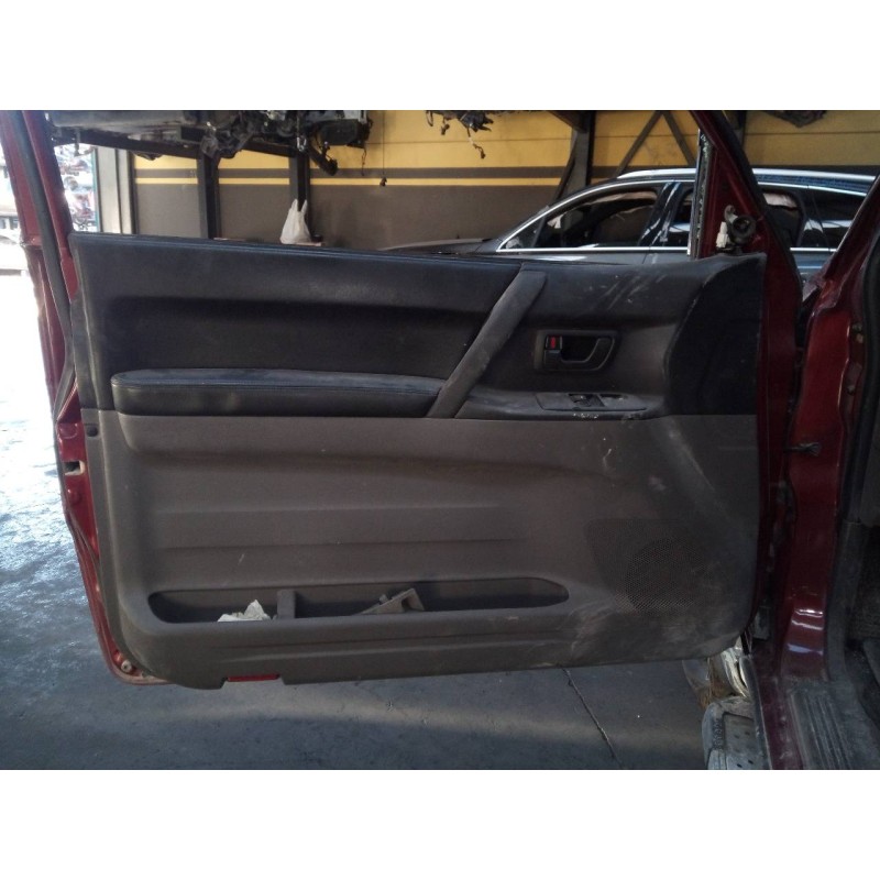 Recambio de guarnecido puerta delantera izquierda para mitsubishi montero (v60/v70) 3.2 di-d gls kaiteki (3-ptas.) referencia OE