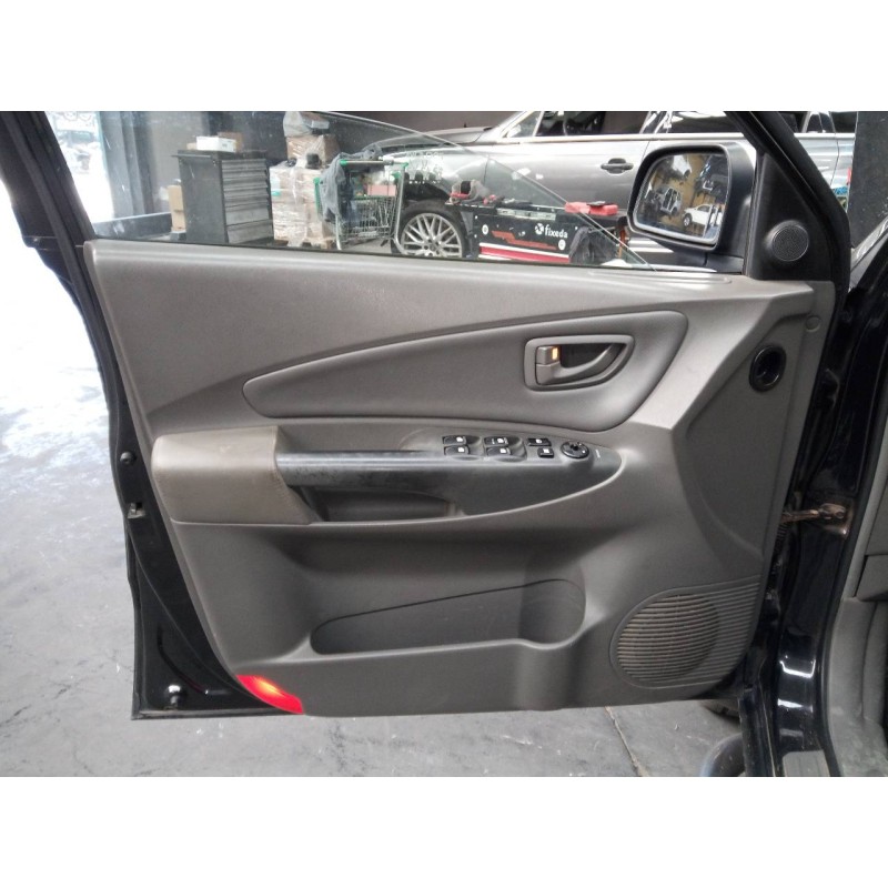 Recambio de guarnecido puerta delantera izquierda para hyundai tucson (jm) 2.0 crdi style referencia OEM IAM   